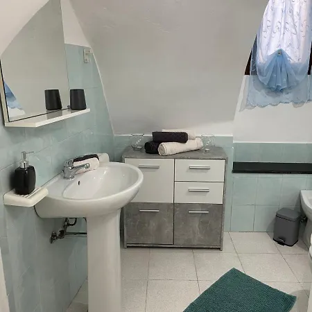 Casa Di Nonno Meme Citra 008035-lt-0018 Apartment